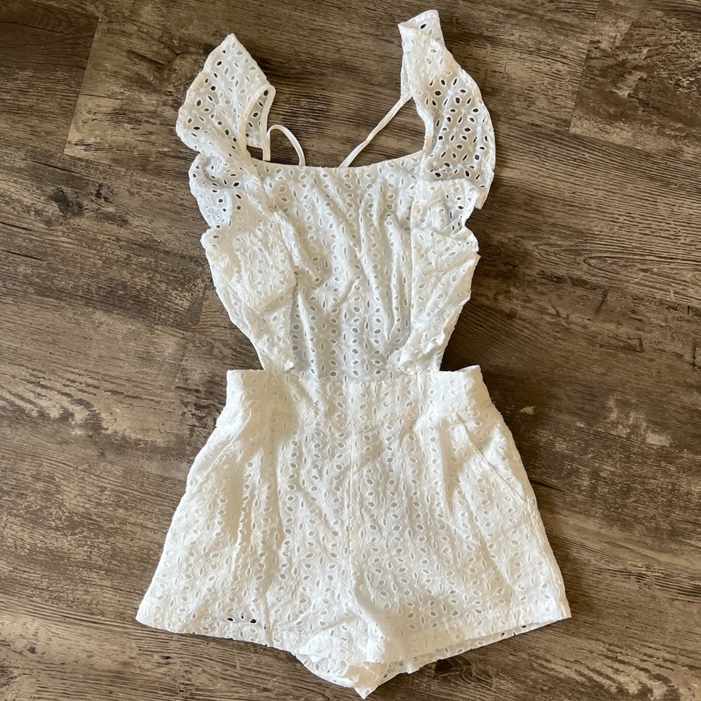 White open back romper, new with tags!